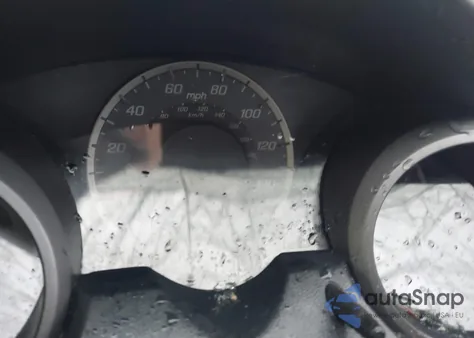 2009 Honda Fit z USA, uszkodzony, nr VIN JHMGE88299S059844